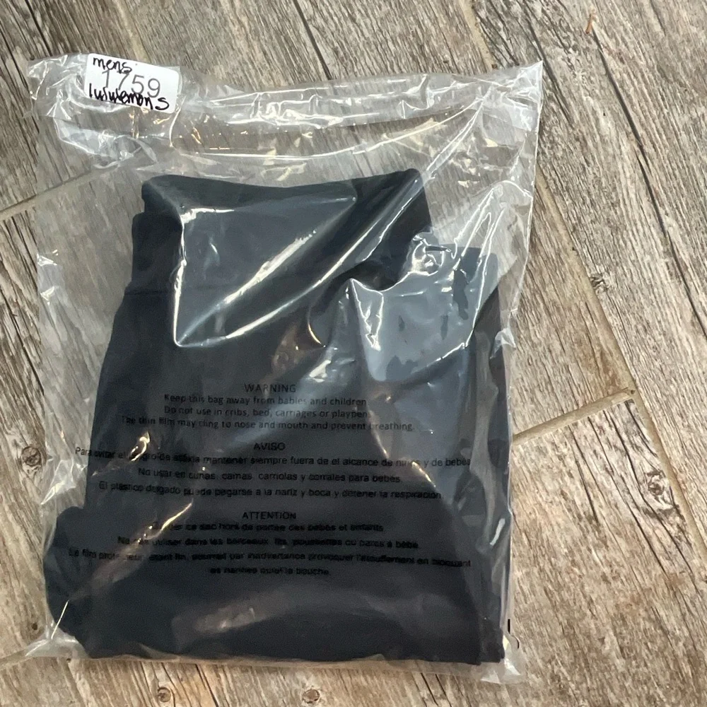 Lululemon‎ Men”s Intent 30” Jogger Black Small